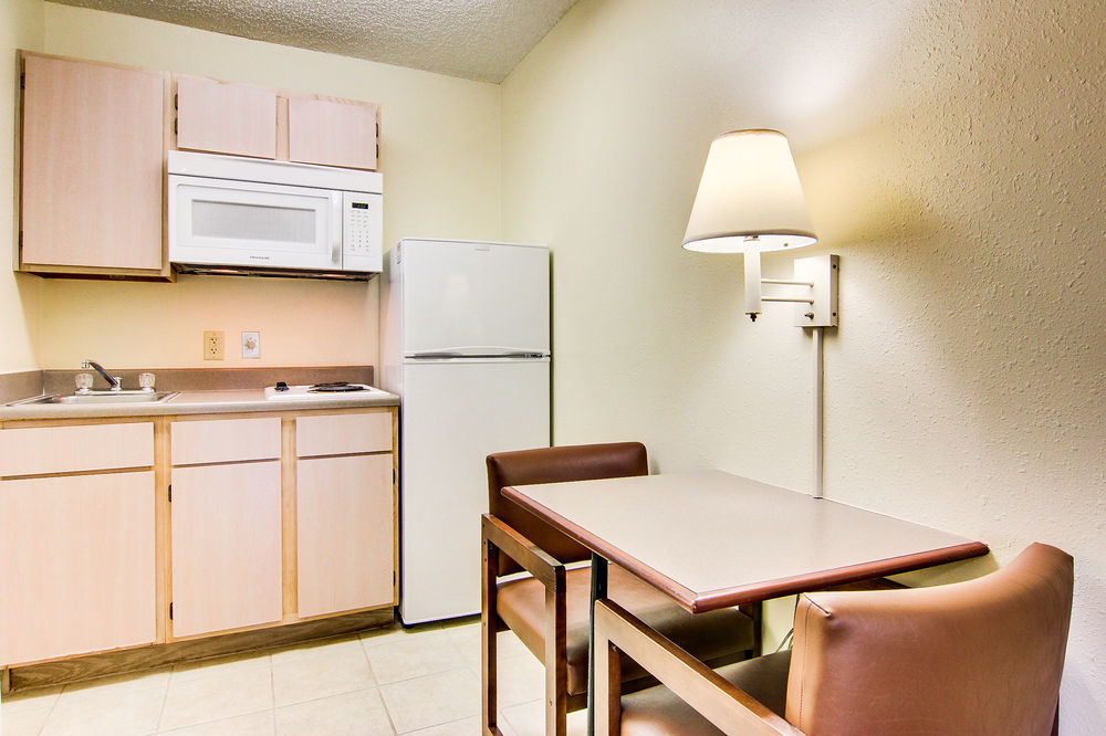 Intown Suites Extended Stay Jacksonville Fl - Baymeadows Экстерьер фото